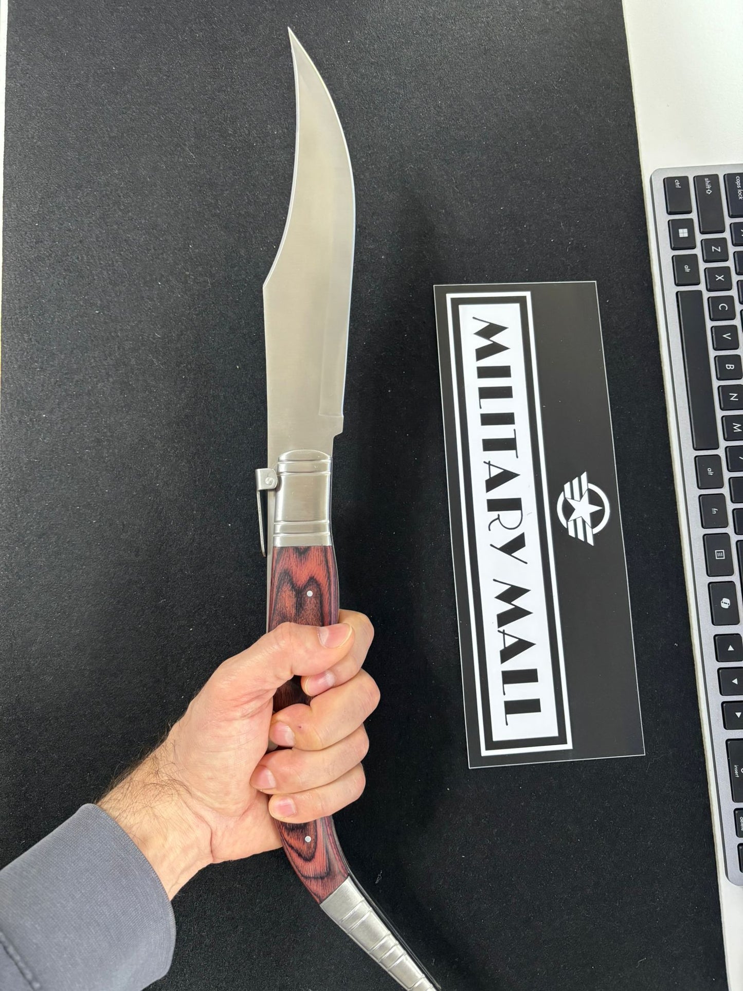 Briceag Cricket Spaniol - 52 cm / 38 cm