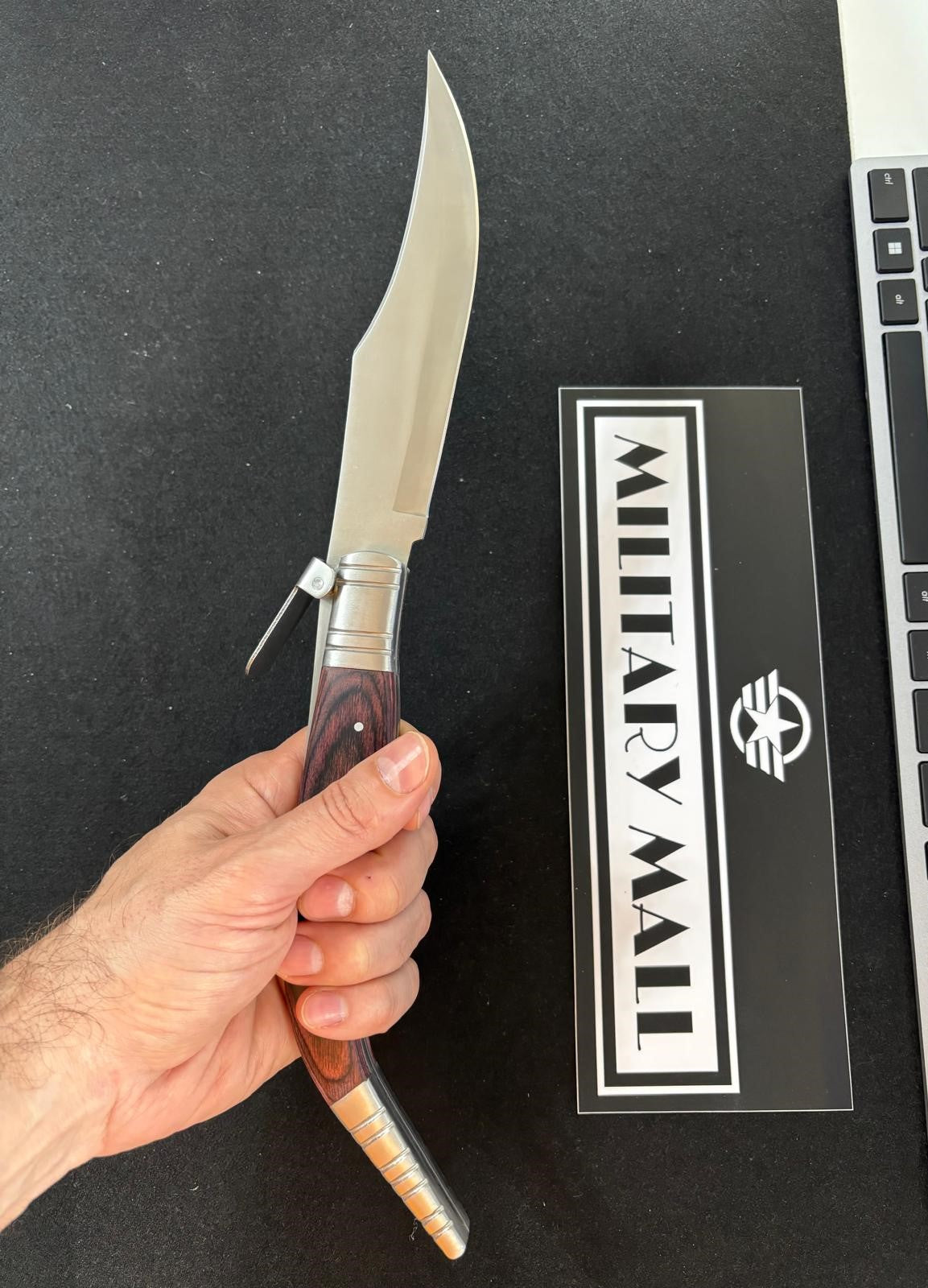 Briceag Cricket Spaniol - 52 cm / 38 cm