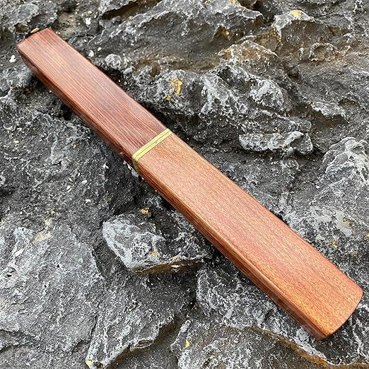 The perfect gift! 2-piece Japanese knife, wooden handle - D2 steel Tanto knife + Drop Point knife with wooden sheath.